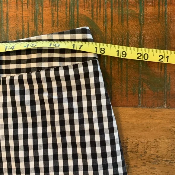 Sz 14 Jones New York gingham Plaid black Shorts Stretch Women's Ladies Easter - Picture 6 of 7